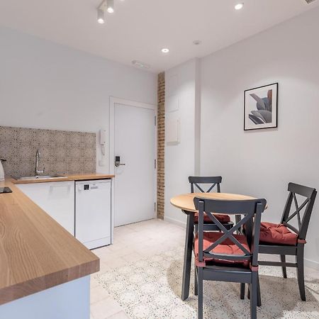 ולנסיה Modern Apartment Close To City Centre מראה חיצוני תמונה