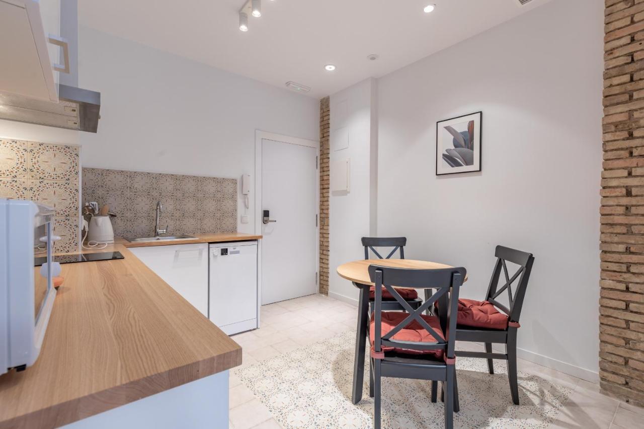 ולנסיה Modern Apartment Close To City Centre מראה חיצוני תמונה